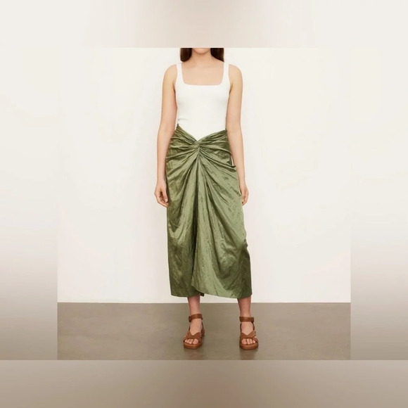 Vince Metallic Twist Front Cotton Blend Skirt in Green - Picture 4 of 10